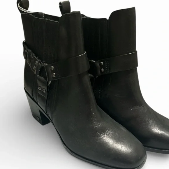 Sam Edelman, Dalma. Black Leather Ankle Boots - Picture 2 of 8